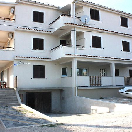 Batkoski Apartments Pag Town Exterior photo